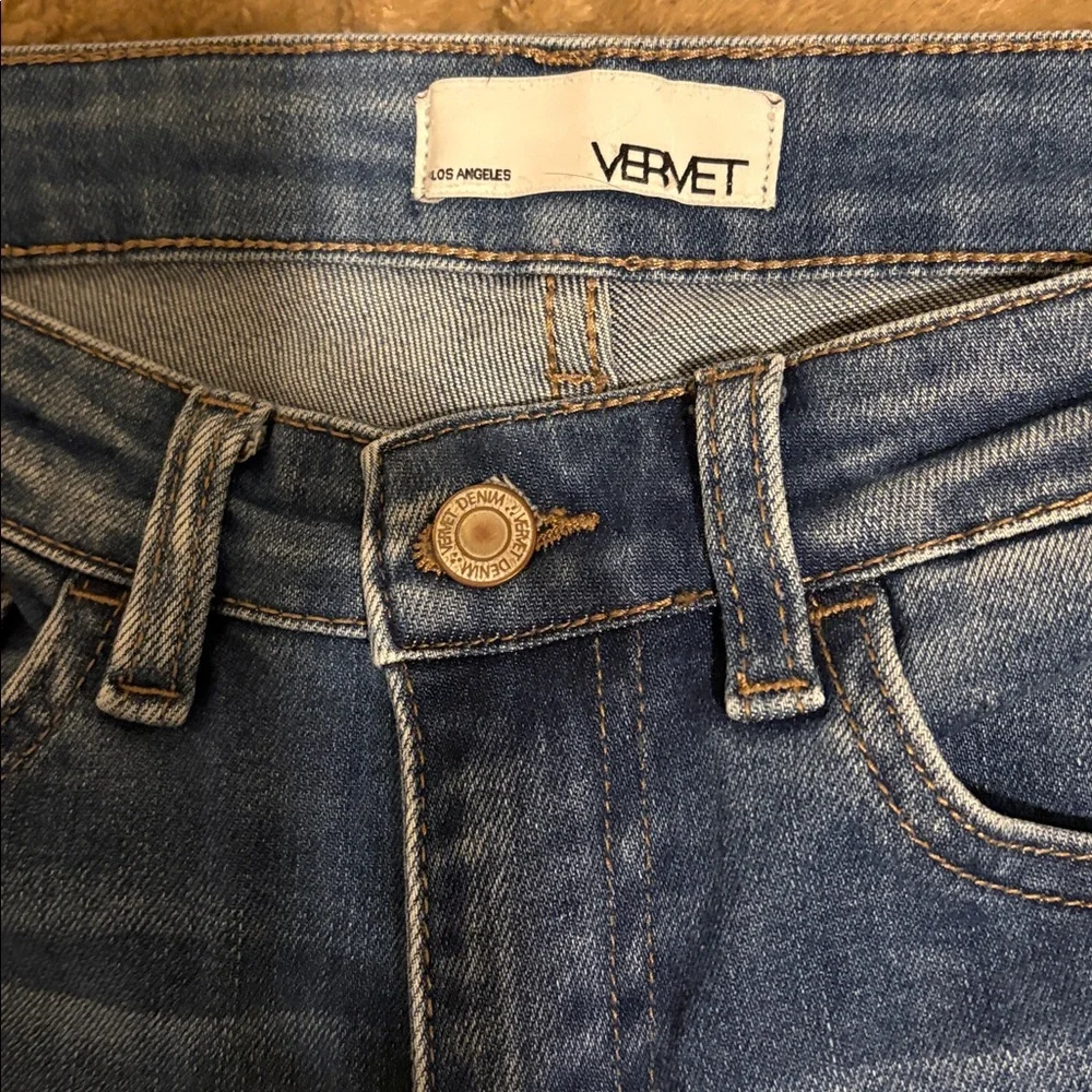 Vervet Classic Blue Women's Straight Leg Jeans in Size 4 - Picture 3 of 7